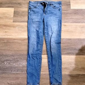 AE Hi-Rise Skinny Jeans